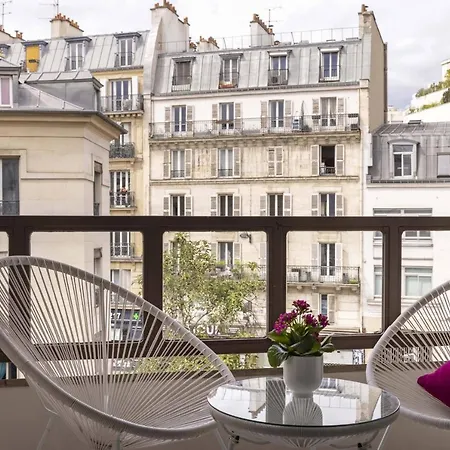 Louis Blanc Hotel