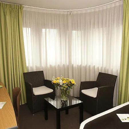 Hotel Louis Blanc Paryż