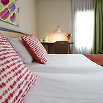 Hotel Louis Blanc 3*