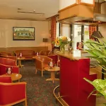 Hotel Louis Blanc