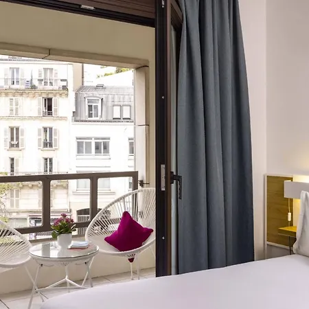 Louis Blanc Hotel 3*