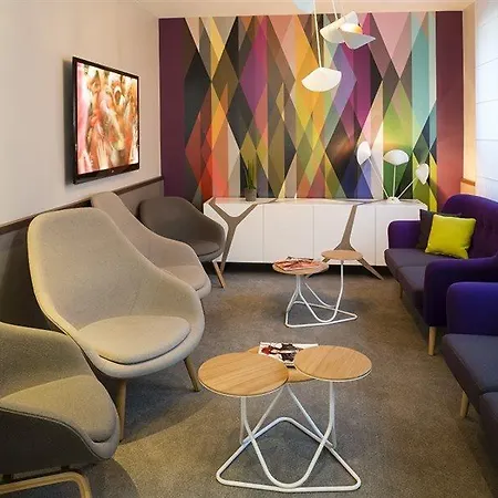 Louis Blanc Hotel 3*