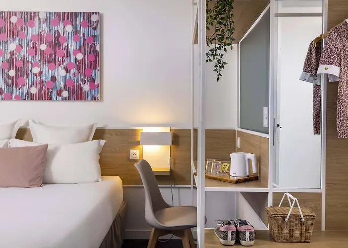 Louis Blanc Hotel