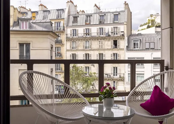 Louis Blanc Hotel