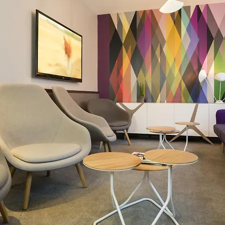 Louis Blanc Hotel 3*