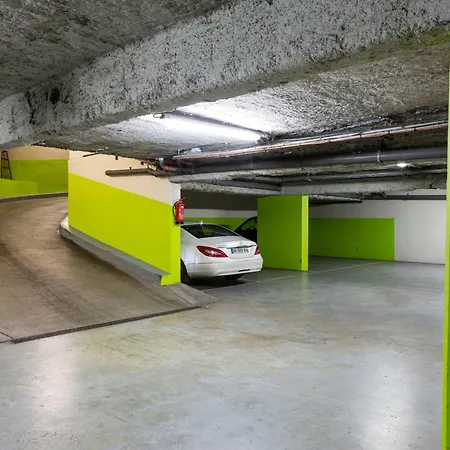 Louis Blanc Hotel 3*