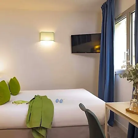 Louis Blanc Hotel
