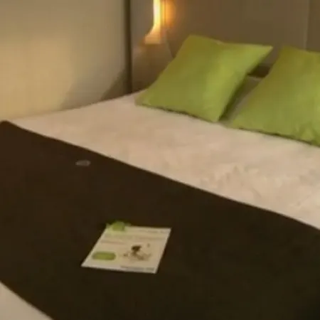 Hotel Louis Blanc Paris
