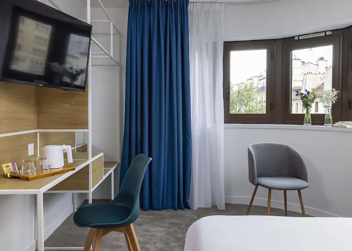 Louis Blanc Hotel 3*