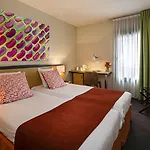 Louis Blanc Hotel 3*