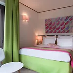 Louis Blanc Hotel
